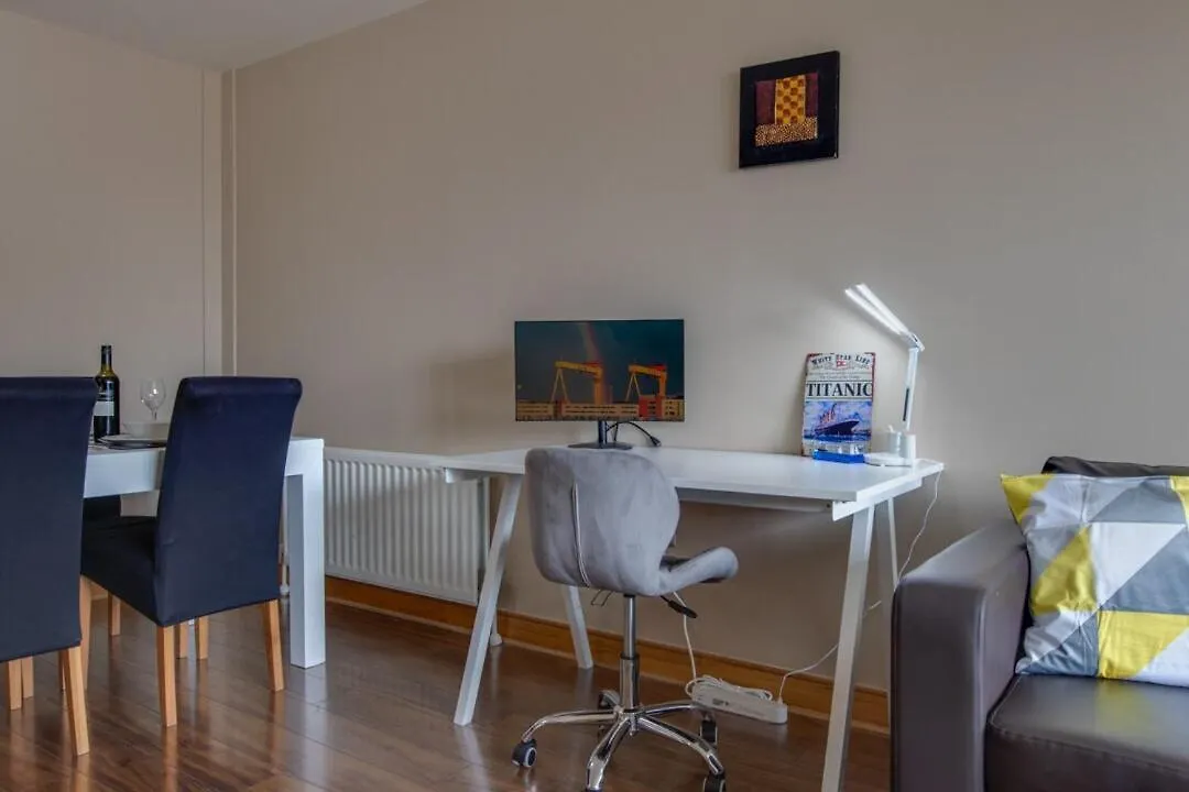 Lägenhet Spacious 2 Bed In City Center - Free Secureparking L Westaybelfast